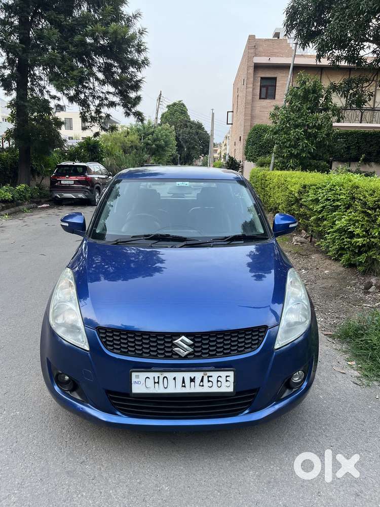 Maruti Suzuki Swift Vxi, 2012, Petrol