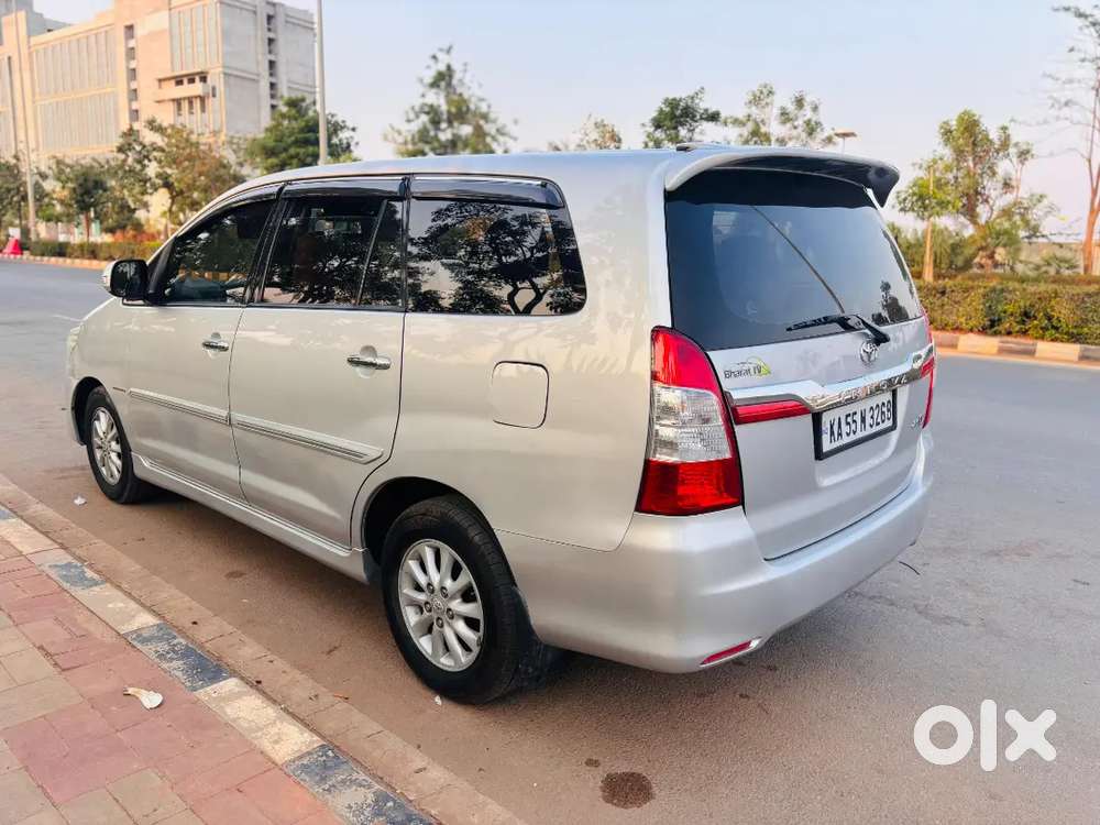 Toyota Innova 2012 Diesel 125000 Km Driven