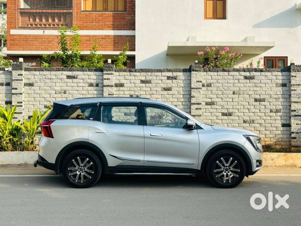 Mahindra Xuv700 2.2 Ax 7 Diesel At Str, 2022, Diesel
