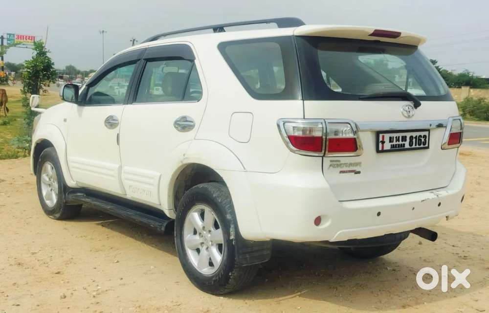Maruti Suzuki Ertiga, 2023, Cng & Hybrids