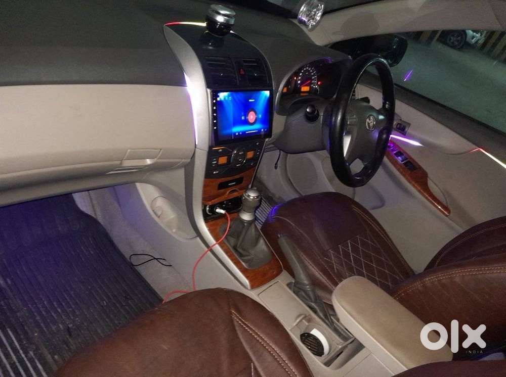 Toyota Corolla Altis 1.8 J, 2011, Petrol