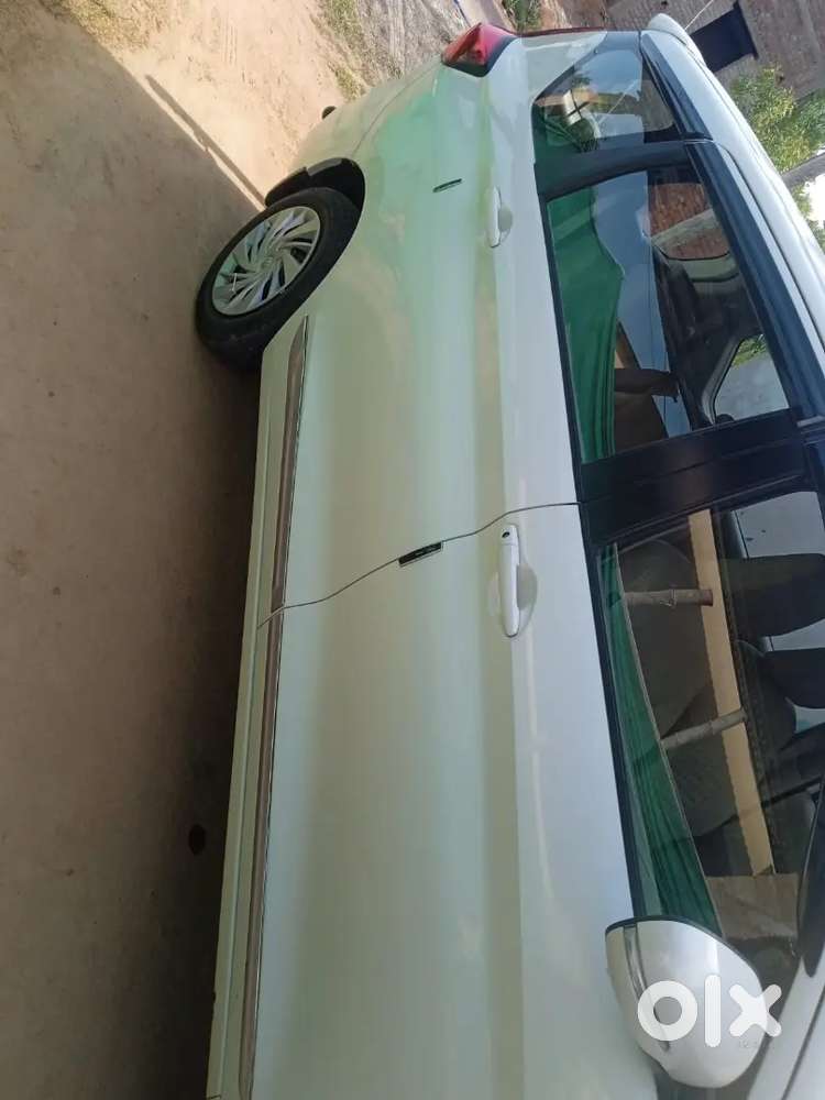 Maruti Suzuki Ertiga Vxi 2023