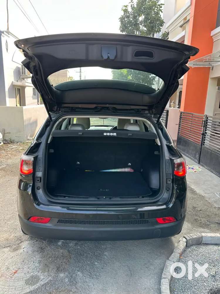 Jeep Compass Brili Black Limited