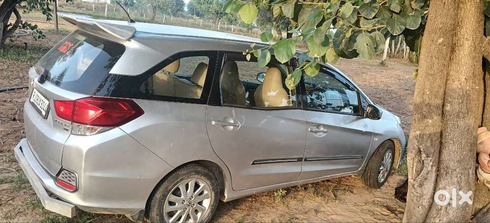 2014 Honda Mobilio V Diesel