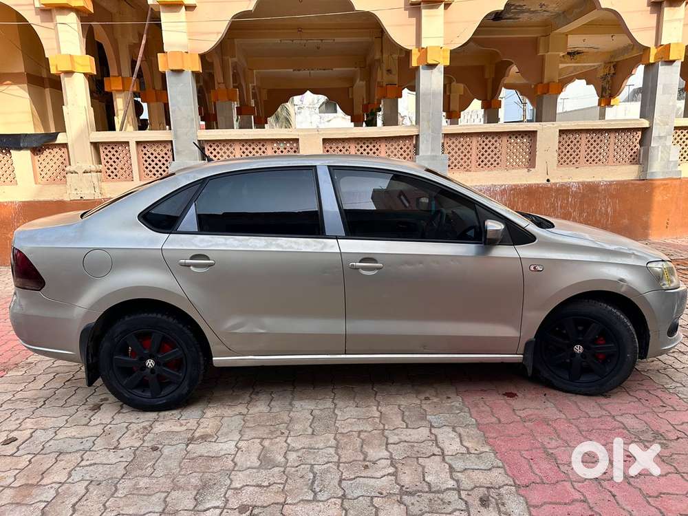 Volkswagen Vento Petrol 2012 Car