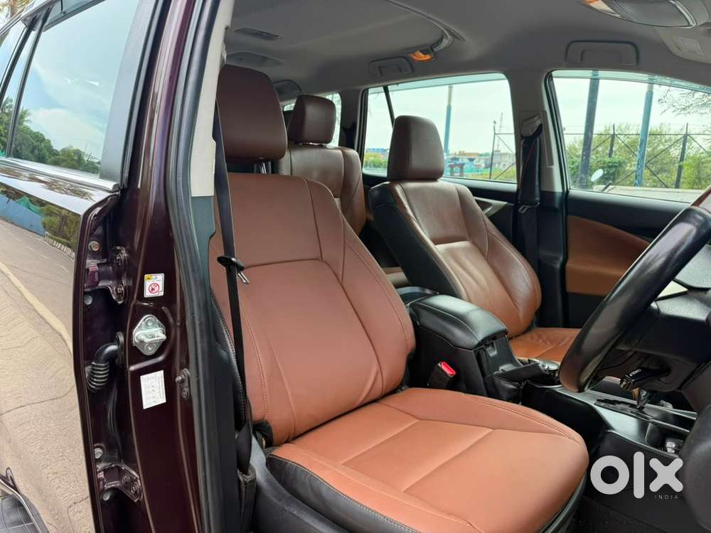 Toyota Innova Crysta Zx At 2016 Diesel Well Maintained