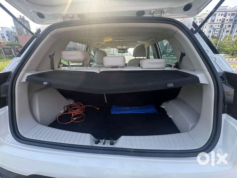 Mahindra Xuv300, 2024, Petrol