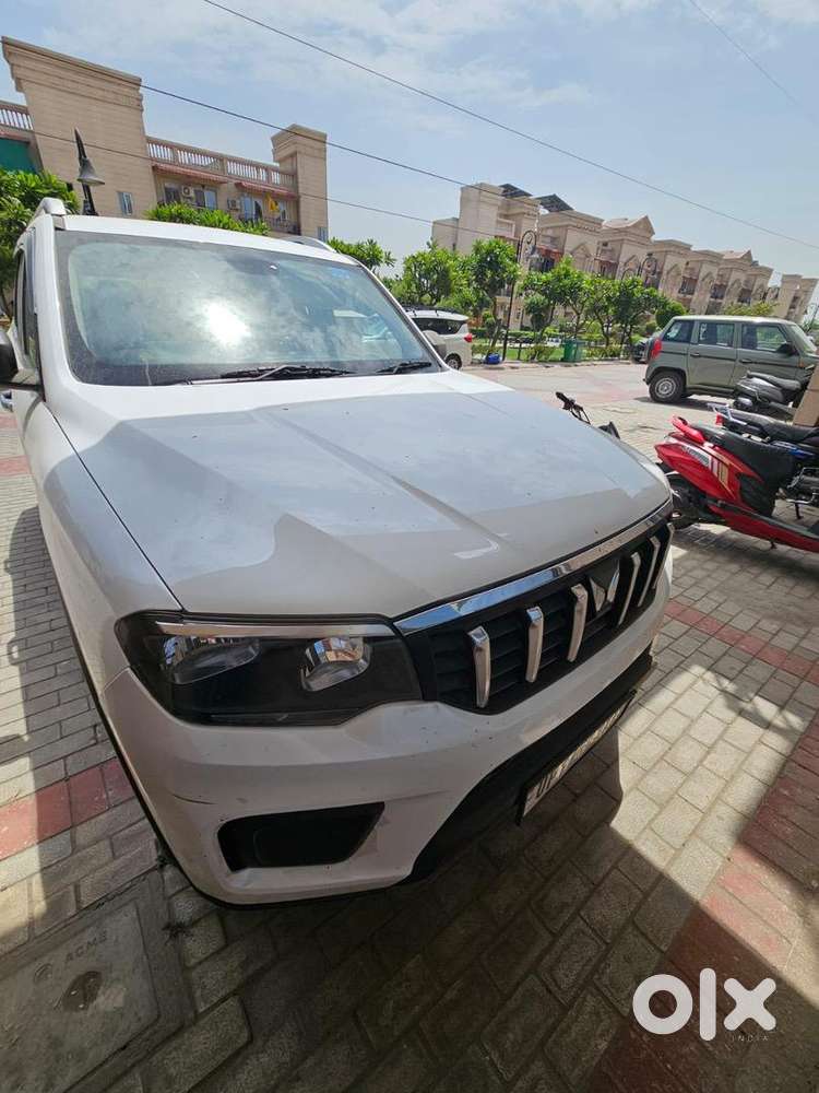 Scorpio N Z2 Petrol