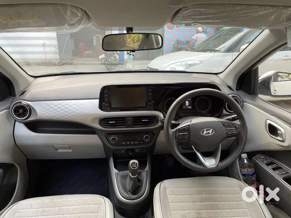 Grand I10 Nios Asta White Colour