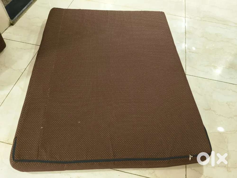 Branded king size form mattress