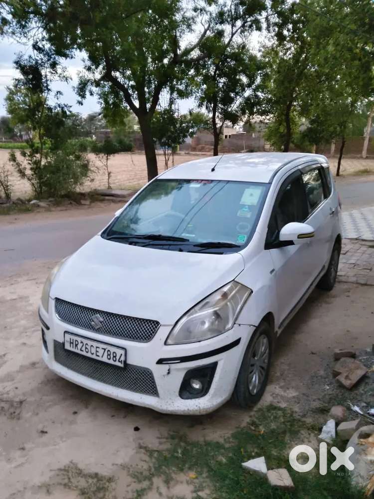 Maruti Suzuki Ertiga 2014 Diesel 295000 Km Driven