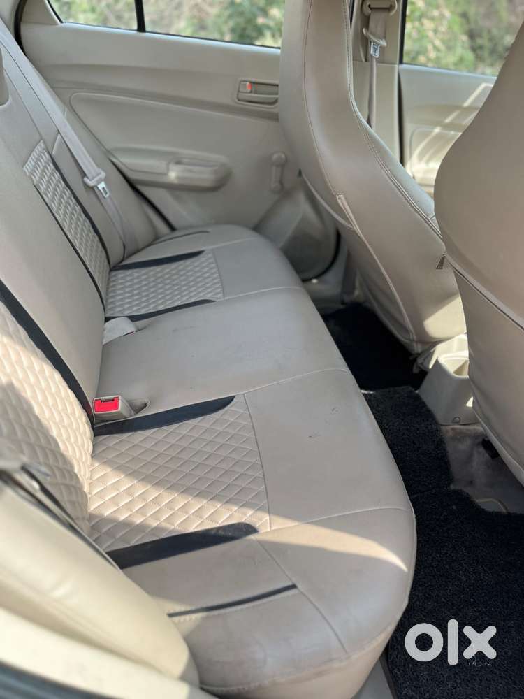 Maruti Suzuki Swift Dzire Lxi Optional-o, 2017, Petrol
