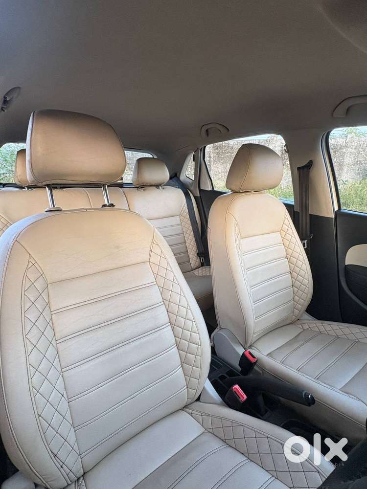 Volkswagen Polo 1.2l Turbo Diesel Comfortline 2013