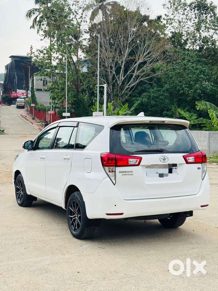 Toyota Innova Crysta 2.4 Gx Mt, 2019, Diesel