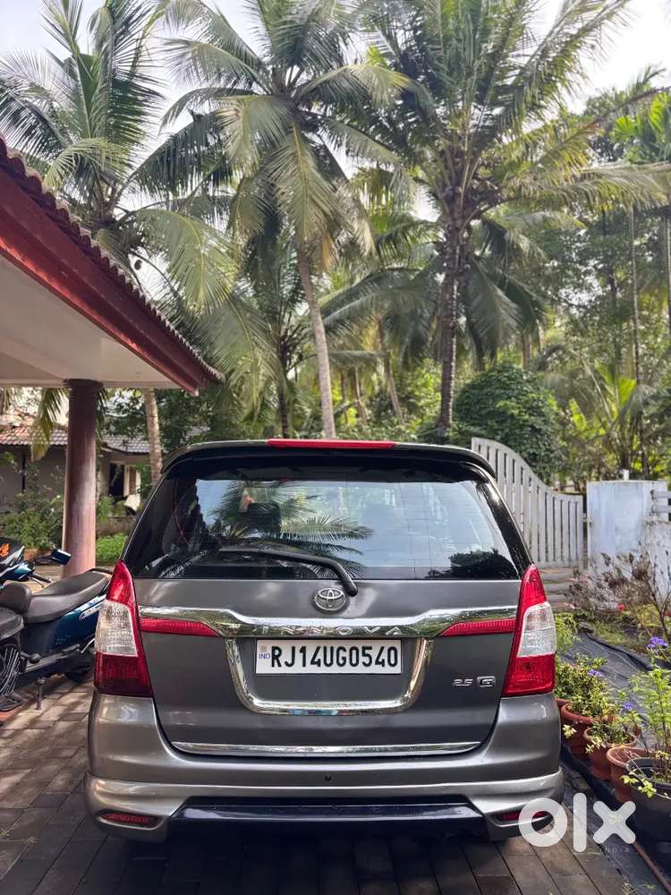 Toyota Innova 2.5 G4 2014