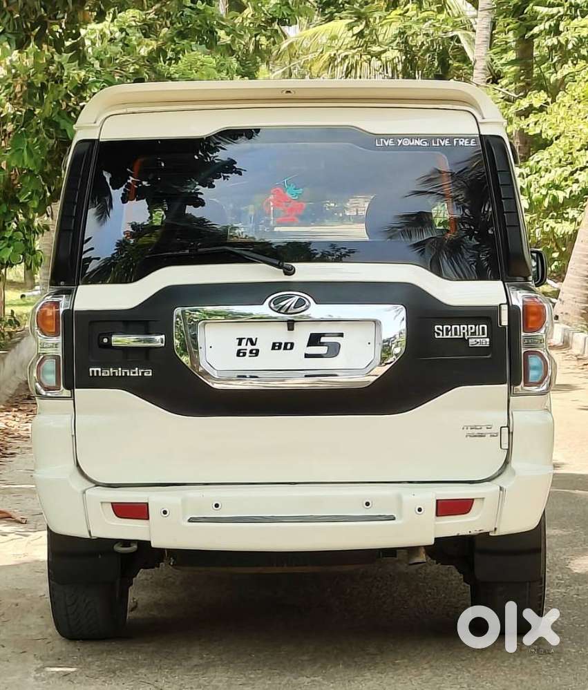 Mahindra Scorpio S10, 2015, Diesel