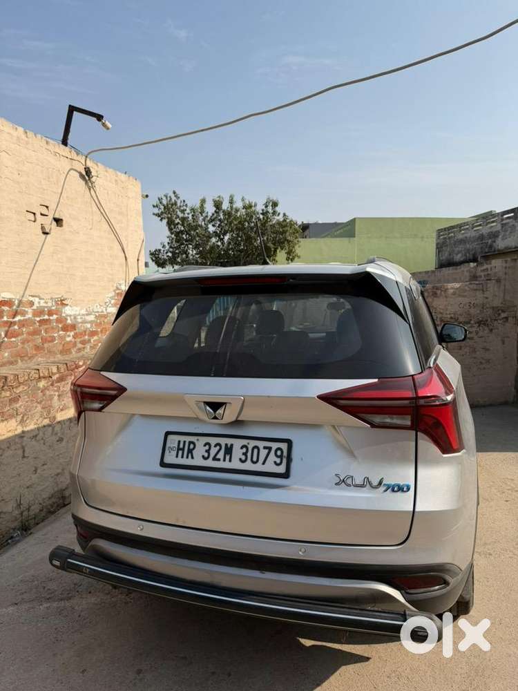 Mahindra  Genuine Alloys , Music System Upgraded