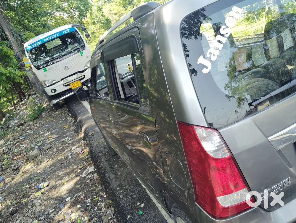 Maruti Suzuki Wagon R 2013 Petrol Well Maintained