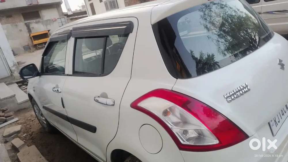 Maruti Suzuki Swift 2014 Petrol 75000 Km Driven