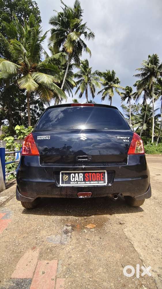 Maruti Suzuki Swift 1.3 Vxi, 2010, Petrol