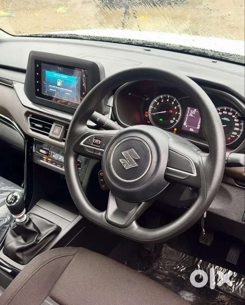 Maruti Suzuki Brezza 2026 Variant Vxi