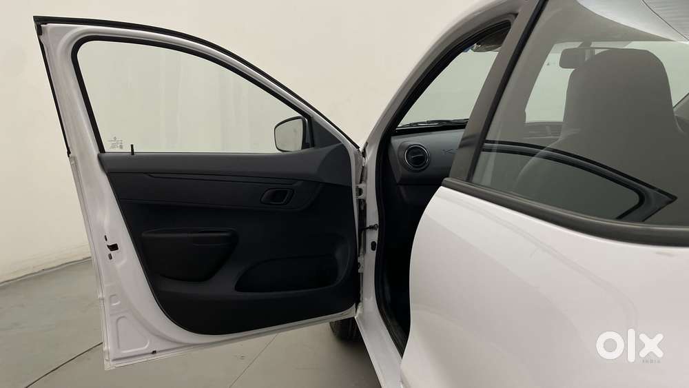 Renault Kwid 2019-ongoing 1.0 Rxt Amt (o), 2021, Petrol