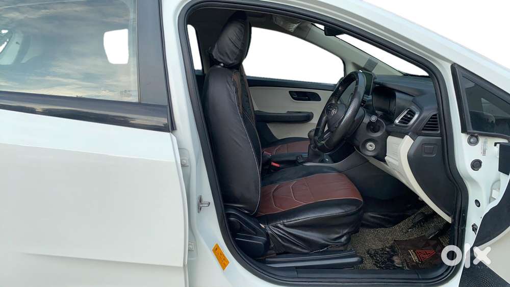 Tata Altroz 1.2 Xm Plus, 2021, Petrol