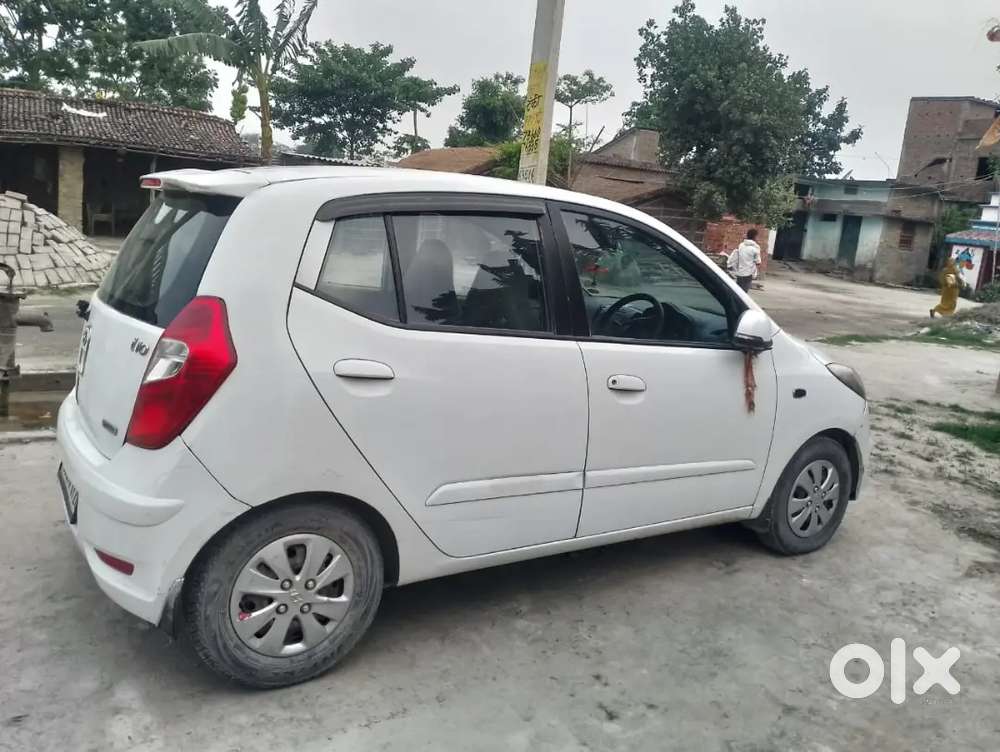Hme Apna I10 Car Bechni Hai