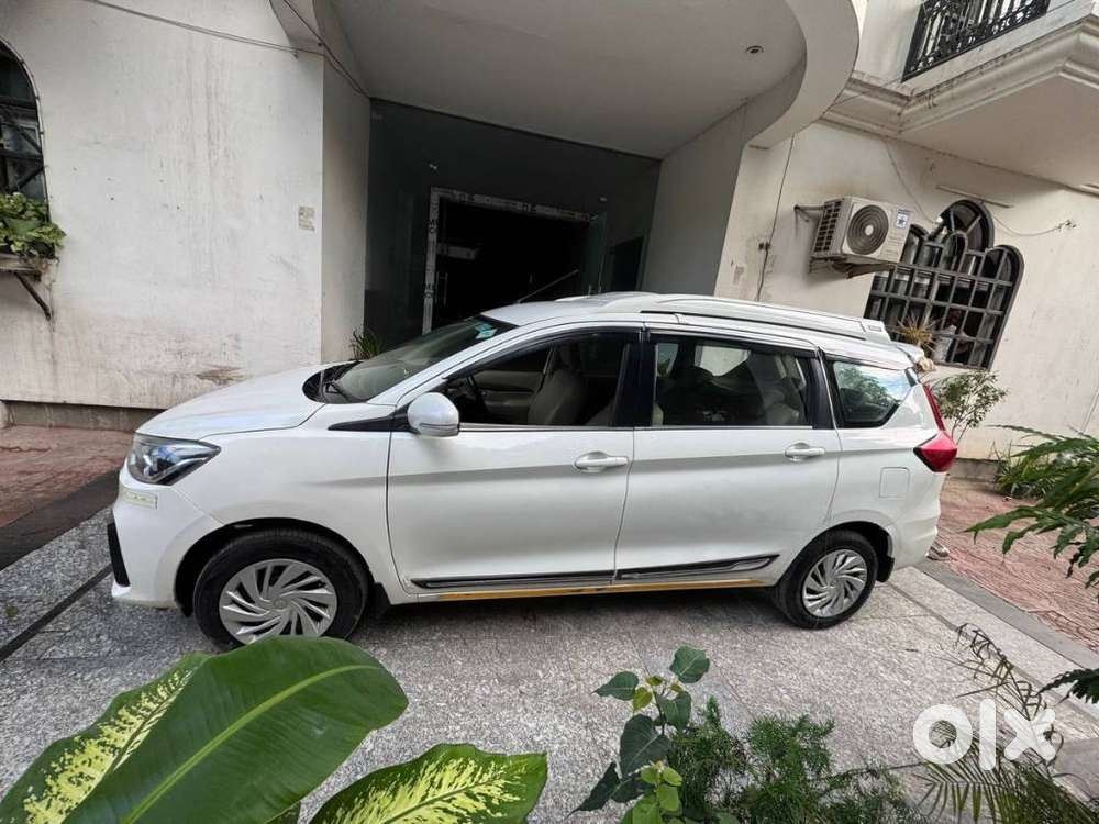 Maruti Suzuki Ertiga Lxi Cng, 2023, Petrol