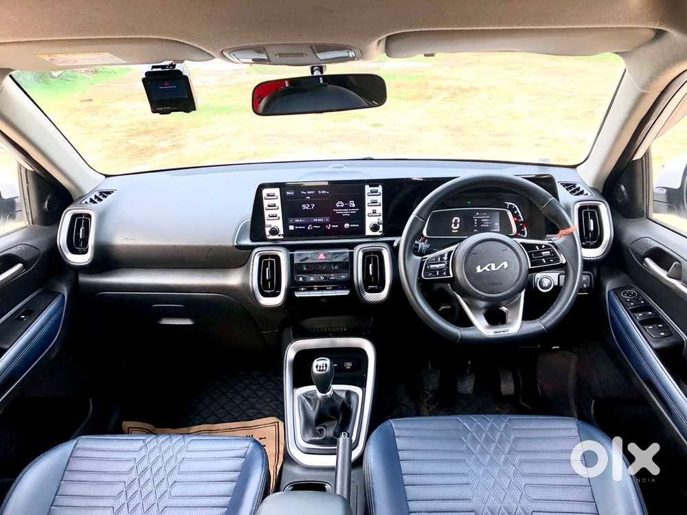 Kia Sonet Petrol Manual 2025
