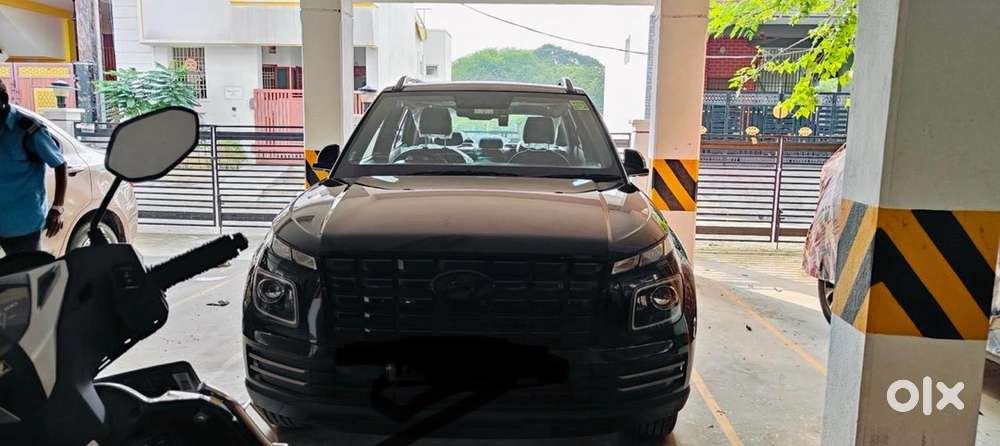 2023 Hyundai Venue Petrol Automatic Knight Edition