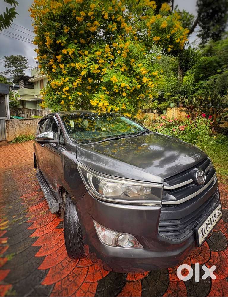 Toyota Innova Crysta 2016 Diesel 7-str