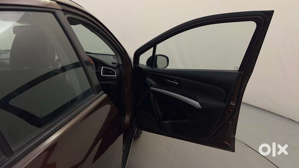 Maruti Suzuki S-cross Zeta 1.6, 2015, Diesel