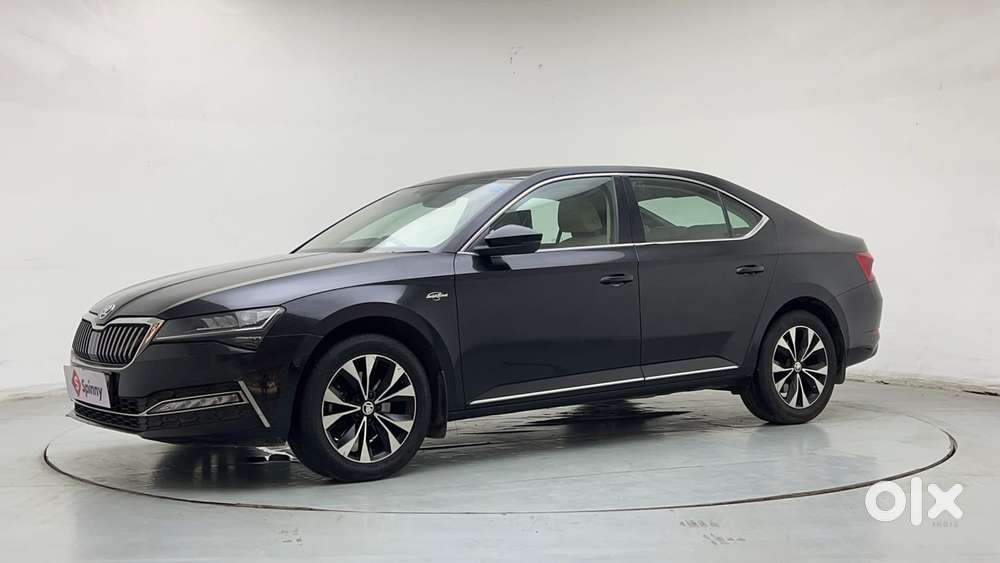 Skoda Superb L&k 1.8 Tsi At, 2022, Petrol