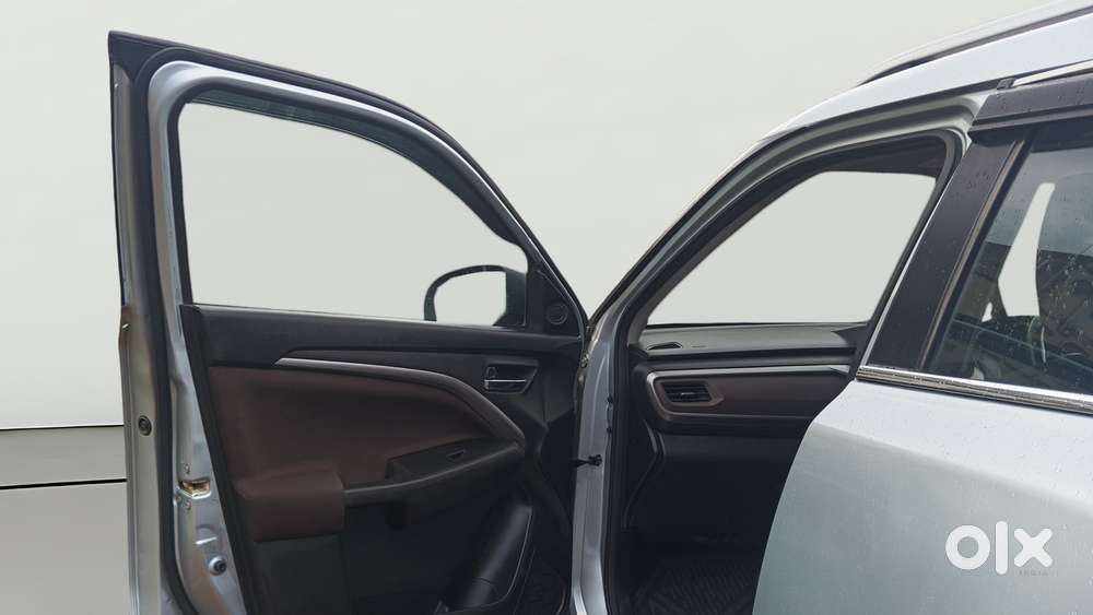 Maruti Suzuki Vitara Brezza 1.5 Zxi, 2023, Petrol
