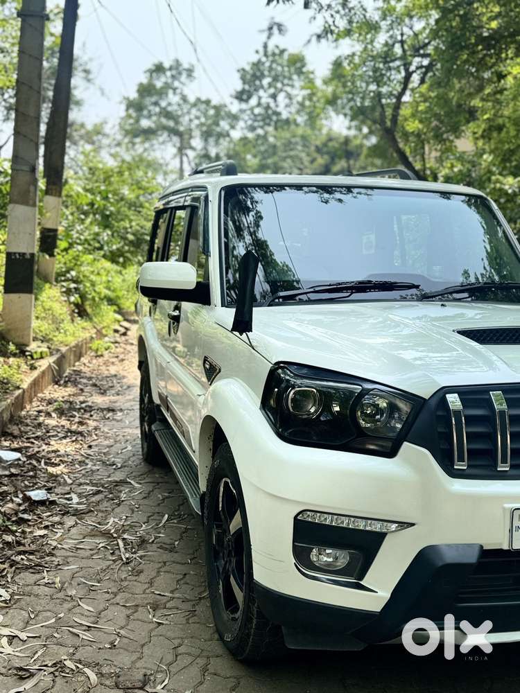Mahindra Scorpio Classic 2.2 S 11 Mt 7 Str, 2023, Diesel