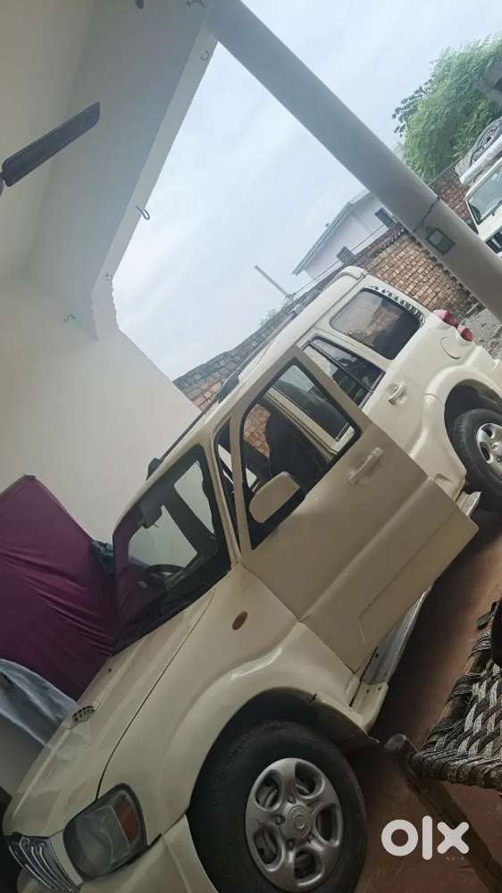 Mahindra Scorpio Classic 2011