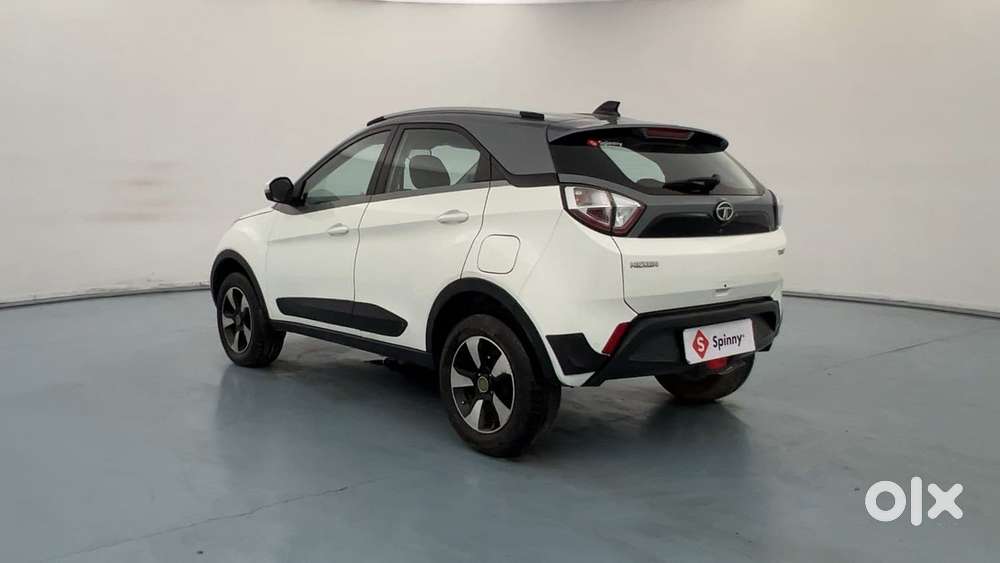 Tata Nexon 1.2 Revotron Xza Plus (o) Dual Tone, 2018, Petrol