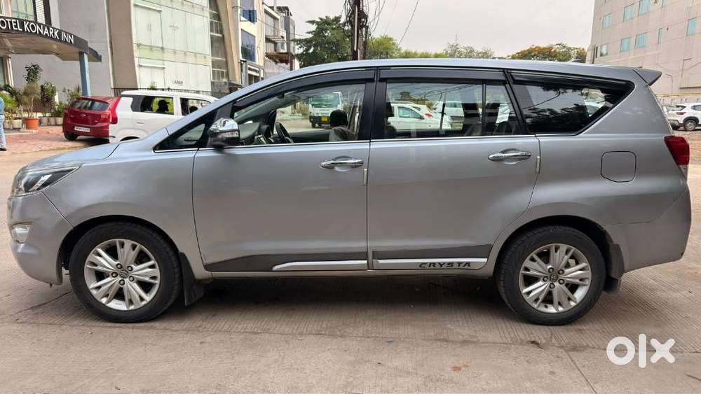 Toyota Innova Crysta 2.8z Automatic, 2017, Diesel