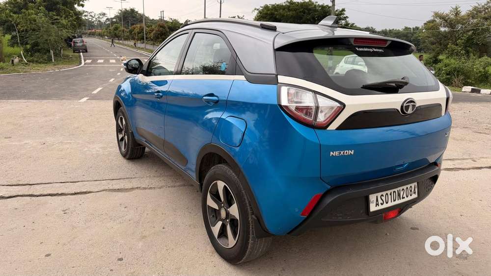 Tata Nexon 1.2 Revotron Xt Plus, 2018, Petrol