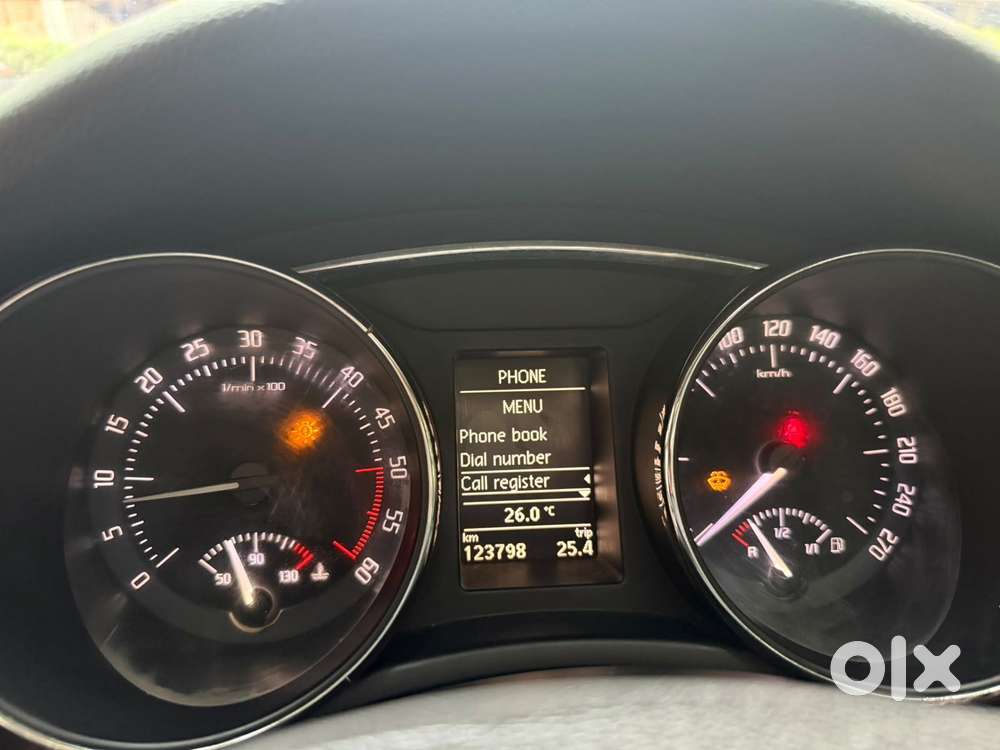 Skoda Superb Elegance Tdi 2.0 At, 2013, Diesel