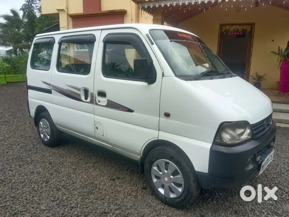 Maruti Suzuki Eeco 2016