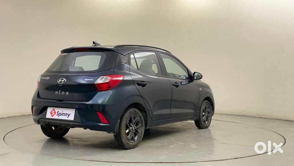 Hyundai Grand i10 Nios Sportz AMT 1.2 Kappa VTVT, 2022, Petrol