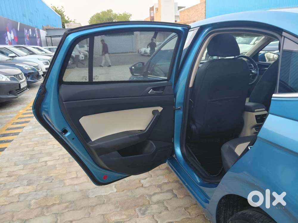 Skoda Slavia Style 1.0l Tsi At, 2022, Petrol