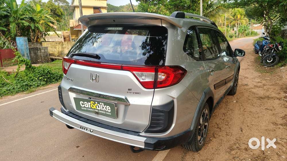 Honda Br-v I-vtec V Mt, 2016, Petrol