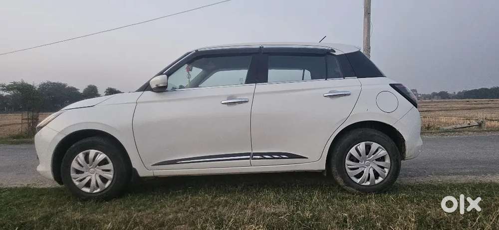 Maruti Suzuki Swift 2025 Petrol 37000 Km Driven