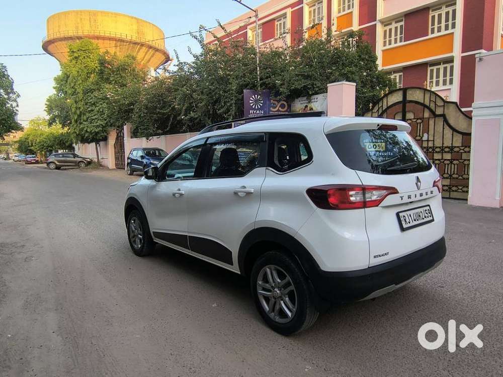 Renault Triber Rxz, 2021, Petrol