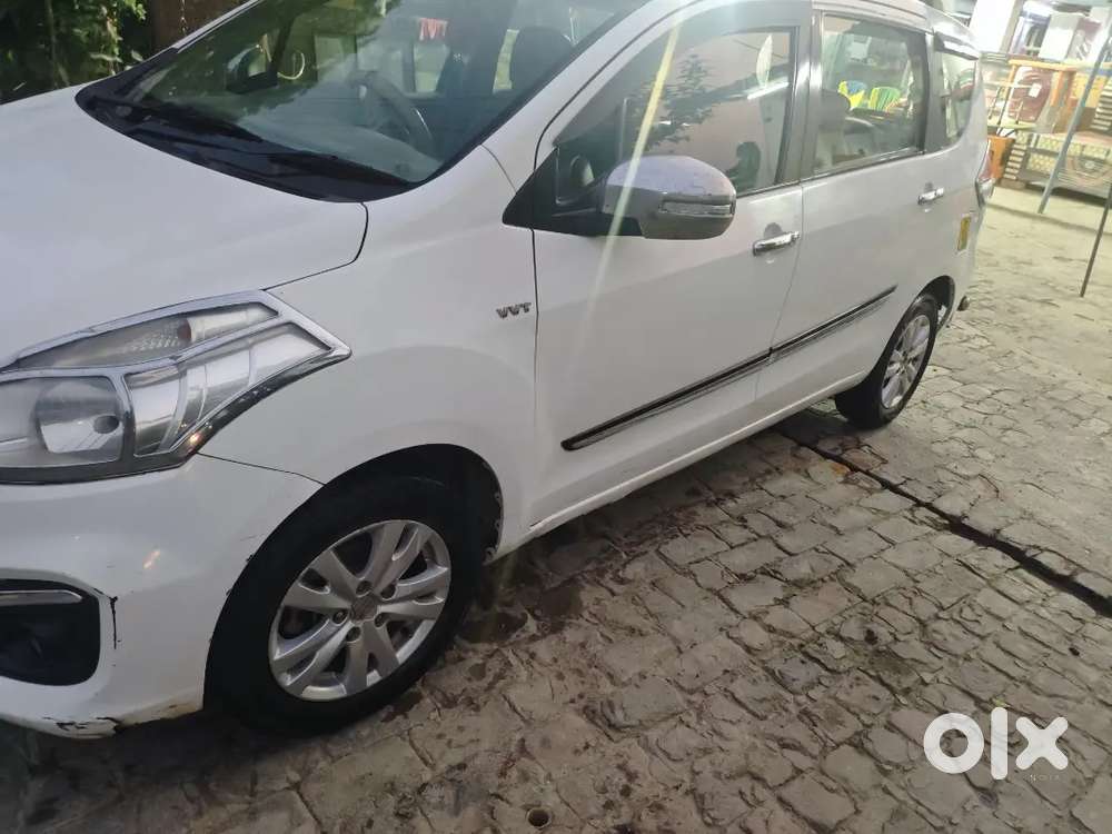 Maruti Suzuki Ertiga 2016 Petrol 70000 Km Driven