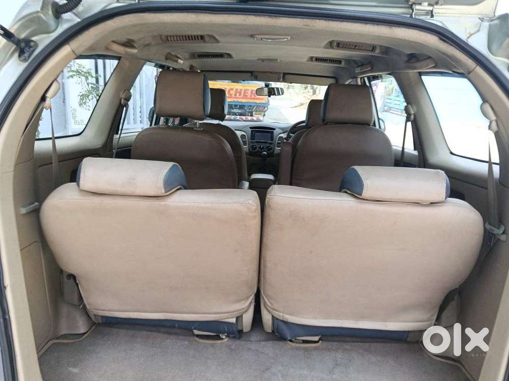 Toyota Innova 2.5 Z Diesel 7 Seater, 2006, Diesel