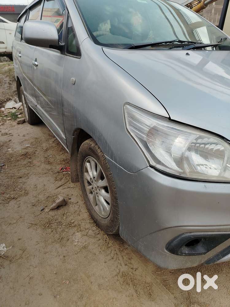 Toyota Innova 2.5 Z Diesel 7 Seater, 2015, Diesel